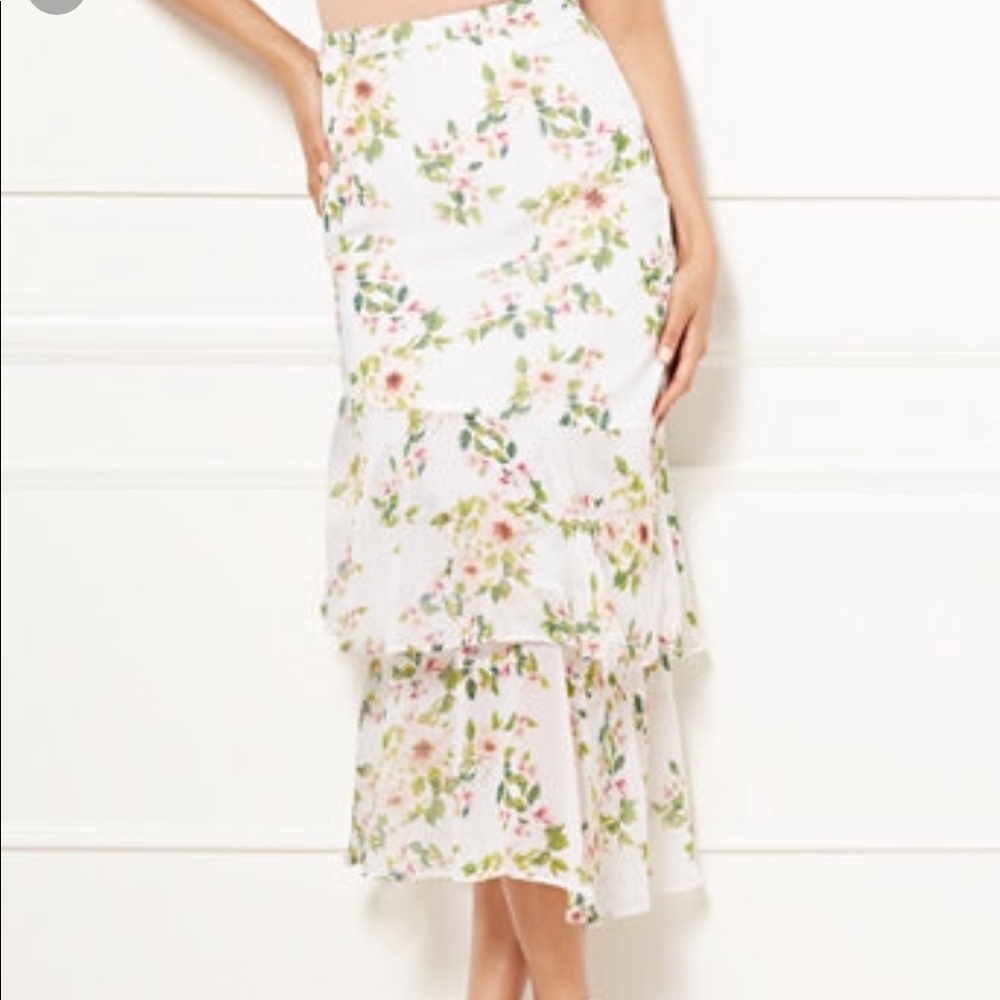 NWOT Eva Mendes Skirt